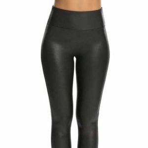 SPANX Faux Leather Leggings. Size L. Black